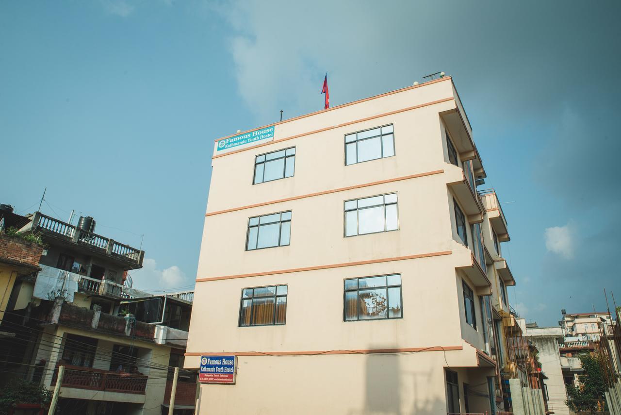 Famous House Kathmandu Hostel Екстериор снимка